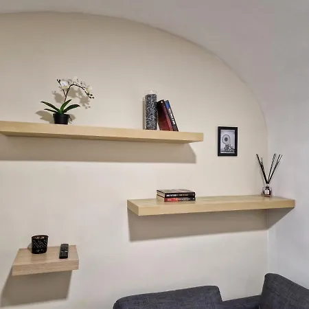 Ana's Place 4 * Turim